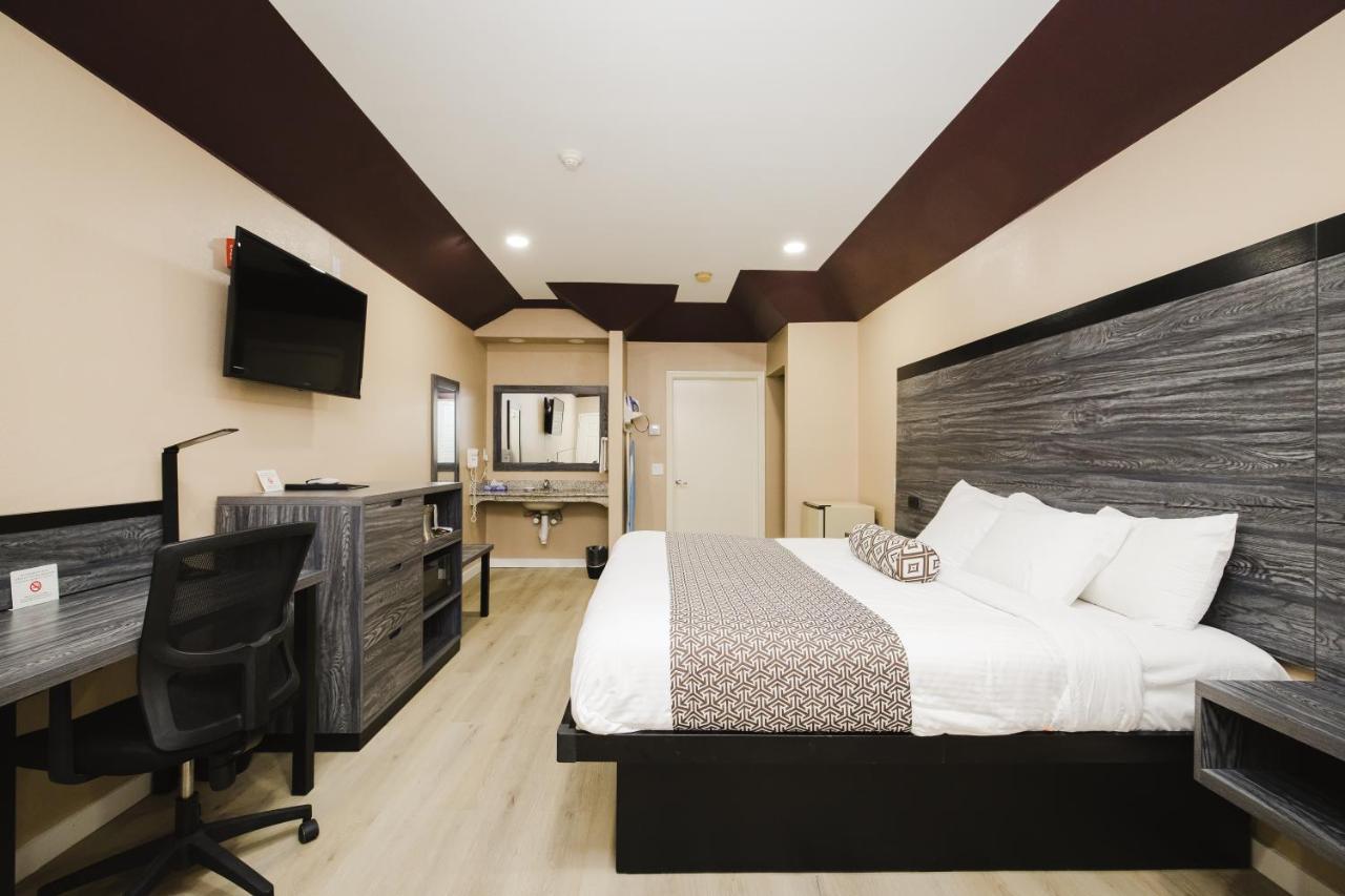 Sapphire Inn & Suites Channelview Ngoại thất bức ảnh